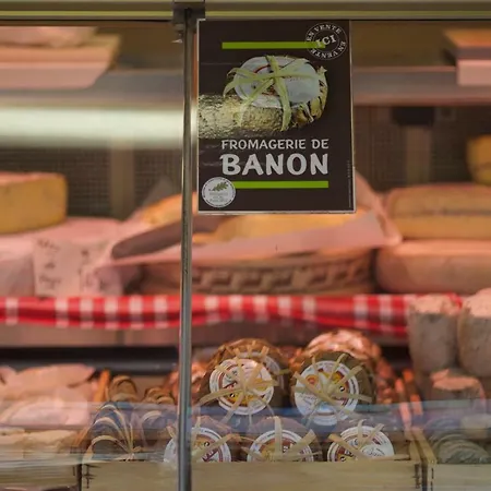 La Colle En Provence Main House Hébergement de vacances Sigonce