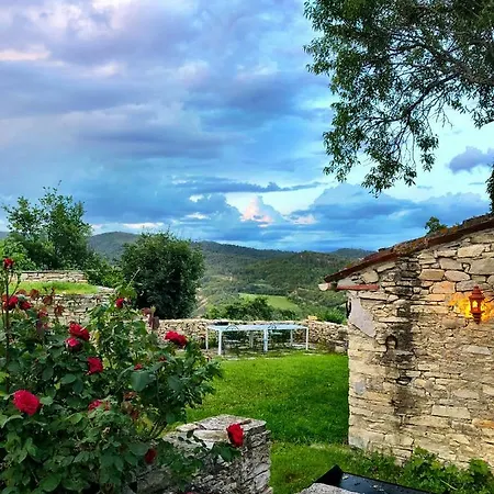 بيت للعطل La Colle En Provence Main House *