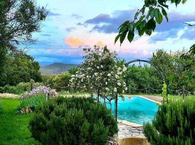 La Colle En Provence Main House *